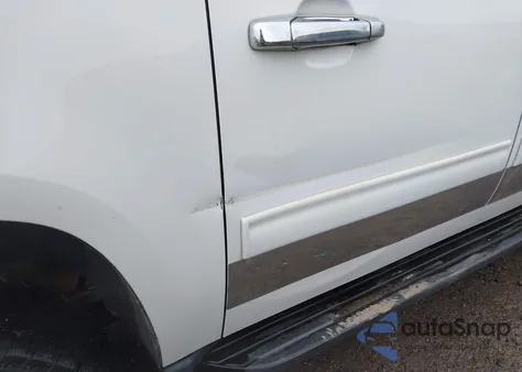 2014 Chevrolet Suburban 1500 Ls z USA, uszkodzony, nr VIN 1GNSKHE74ER117534